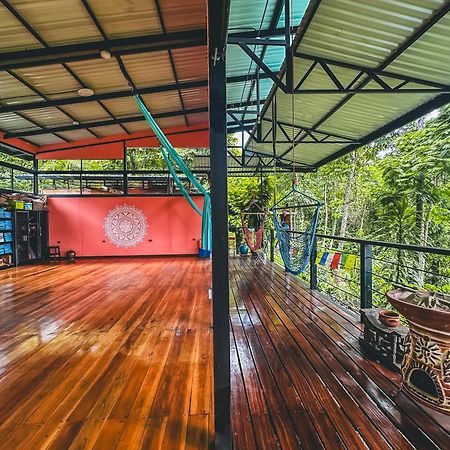 カウイータ Selva Madre Eco-Sanctuaryアパートホテル エクステリア 写真
